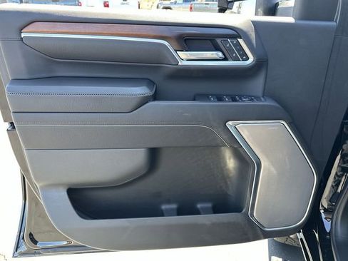 New 2025 GMC Sierra 2500 Denali w/ Denali Reserve Package image 23