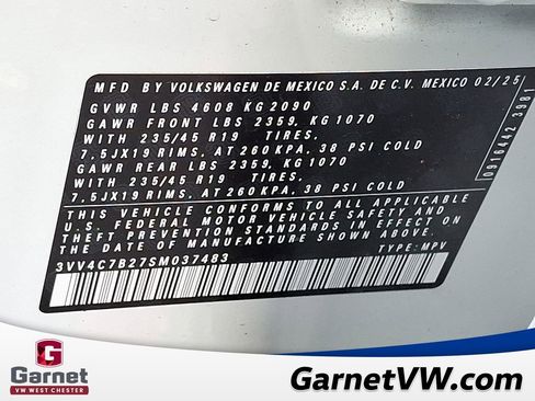 Used 2025 Volkswagen Taos SEL image 29