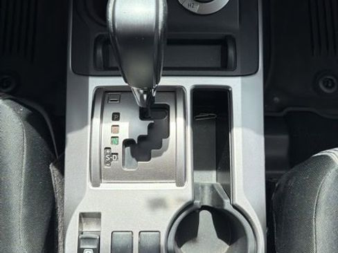 Used 2017 Toyota 4Runner SR5 AWD/4WD image 14