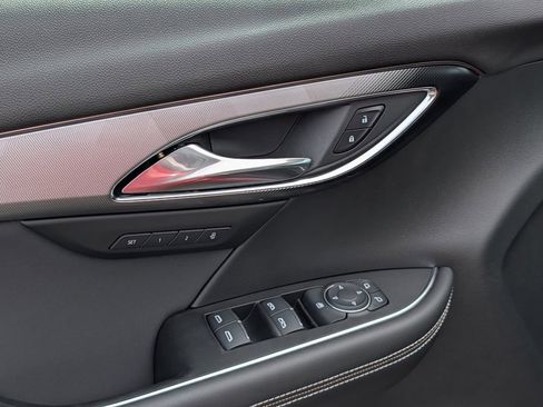 New 2025 Buick Envision Sport Touring image 10