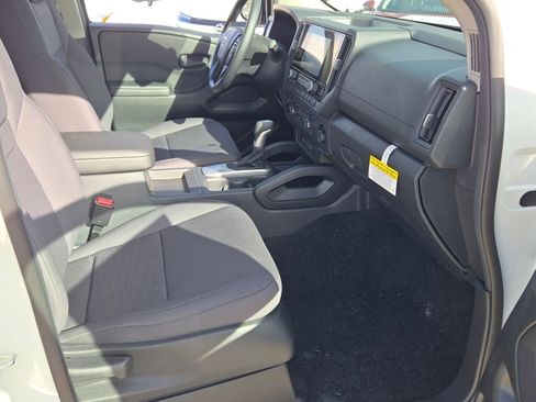 New 2026 Nissan Frontier S w/ Tow Package image 4