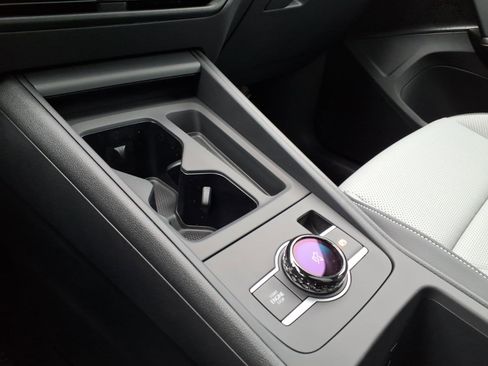 New 2026 Volkswagen Tiguan SE R-Line image 18