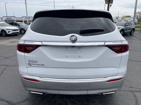 Used 2023 Buick Enclave Essence AWD/4WD image 8
