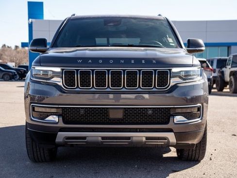 Used 2024 Jeep Wagoneer L Series II w/ Flexible Seating Group image 2