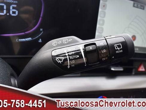 Used 2024 Kia Sportage EX FWD image 30