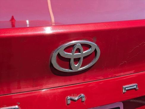 Used 2025 Toyota Camry LE FWD image 30