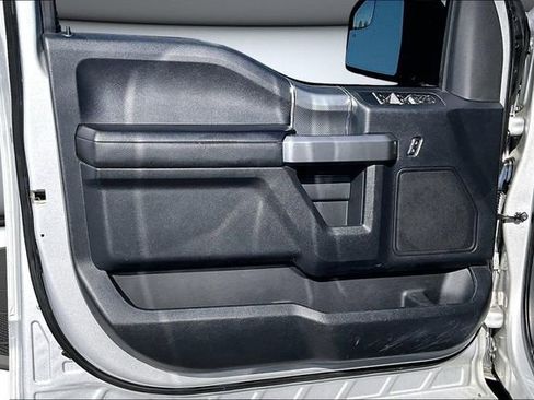 Used 2017 Ford F150 XLT w/ Equipment Group 302A Luxury image 20