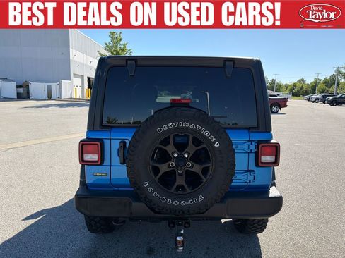 Used 2022 Jeep Wrangler Unlimited Sport AWD/4WD image 4