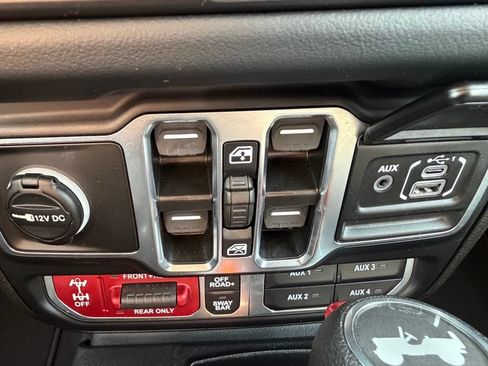 Used 2026 Jeep Wrangler Unlimited Rubicon AWD/4WD image 50