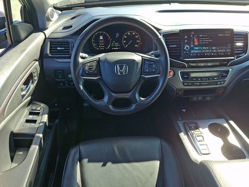 Used 2025 Honda Ridgeline RTL image 11
