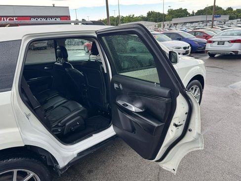 Used 2019 Dodge Journey GT w/ Driver Convenience Group AWD/4WD image 11
