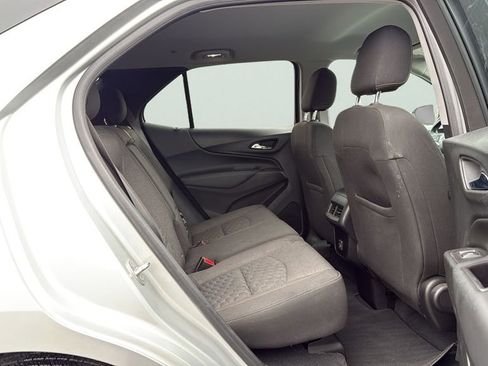 Used 2020 Chevrolet Equinox LT image 12