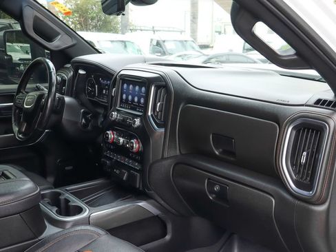 Used 2022 GMC Sierra 2500 AT4 w/ AT4 Premium Plus Package AWD/4WD image 50