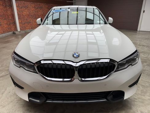 Used 2020 BMW 330i xDrive Sedan w/ Premium Package image 8