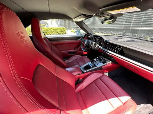 Certified 2023 Porsche 911 Carrera RWD image 39