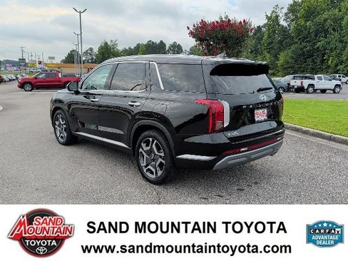 Used 2025 Hyundai Palisade Limited FWD image 4