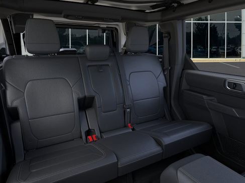 New 2025 Ford Bronco Badlands image 11