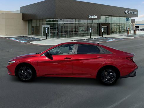 New 2026 Hyundai Elantra Sport image 3