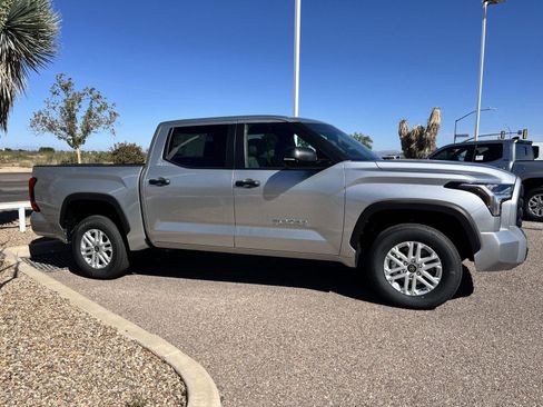 New 2026 Toyota Tundra SR5 image 6