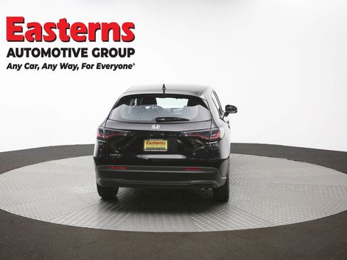 Used 2023 Honda HR-V LX image 36
