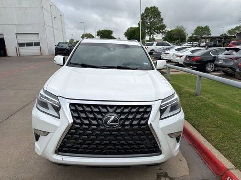 Used 2020 Lexus GX 460 Premium w/ Premium Package image 7