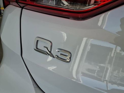 Certified 2023 Audi Q3 2.0T Premium Plus w/ Premium Plus Package AWD/4WD image 17