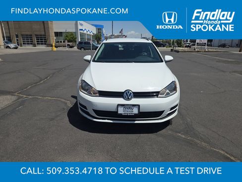 Used 2016 Volkswagen Golf S FWD image 8