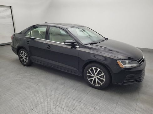 Used 2017 Volkswagen Jetta SE FWD image 11