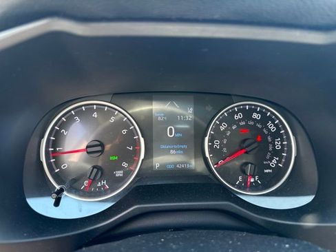 Used 2019 Toyota RAV4 XLE w/ Convenience Package AWD/4WD image 13