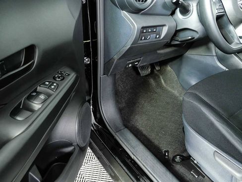 Used 2024 Nissan Kicks S FWD image 7
