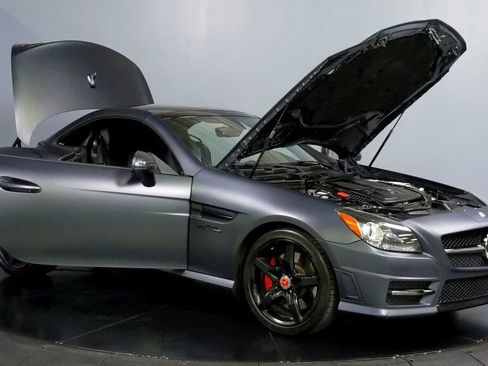 Used 2012 Mercedes-Benz SLK 350 image 9
