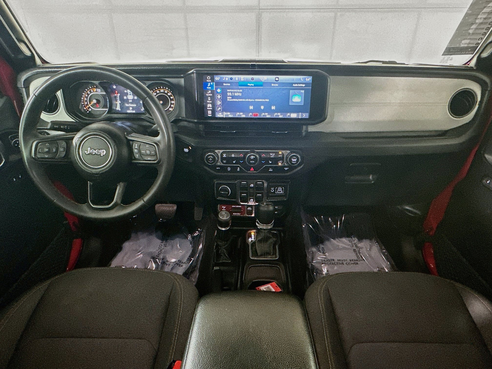 Used 2024 Jeep Gladiator Sport AWD/4WD image 27