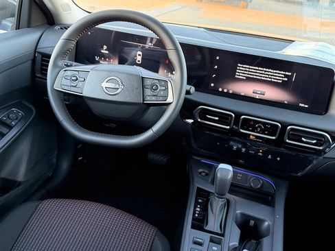 New 2026 Nissan Sentra SR image 10