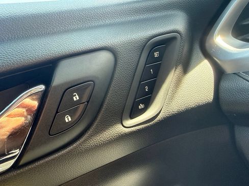 Used 2020 GMC Acadia SLT w/ Driver Alert Package II AWD/4WD image 42