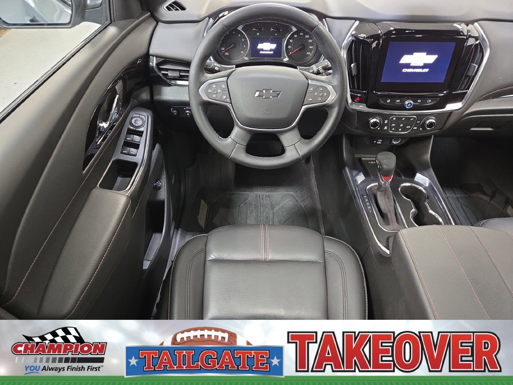 Used 2023 Chevrolet Traverse RS AWD/4WD image 17