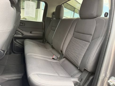 Used 2024 Nissan Frontier S w/ Technology Package AWD/4WD image 22
