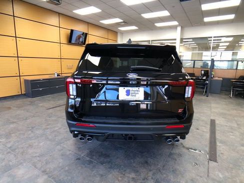 New 2026 Ford Explorer ST AWD/4WD image 6