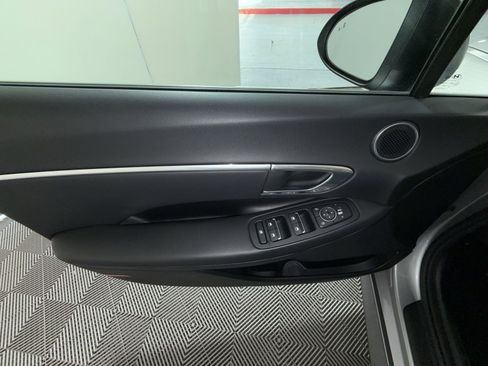 Used 2021 Hyundai Sonata Blue FWD image 15