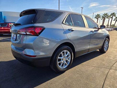 Used 2023 Chevrolet Equinox LS image 6
