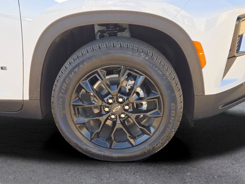 New 2026 Chevrolet Traverse LT image 4