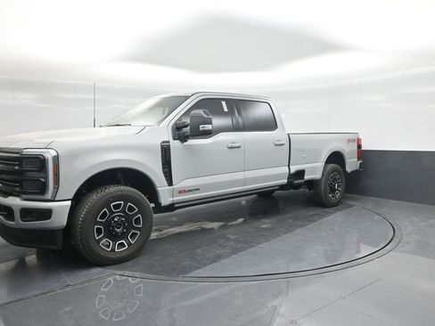 New 2026 Ford F350 Platinum w/ FX4 Off-Road Package AWD/4WD image 33