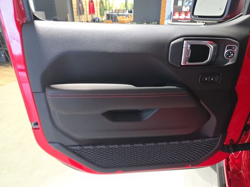 New 2026 Jeep Wrangler Unlimited Rubicon image 14