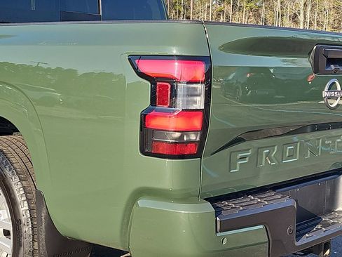 Used 2024 Nissan Frontier SV w/ SV Convenience Package image 35