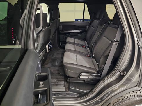 Used 2020 Ford Expedition XLT AWD/4WD image 21