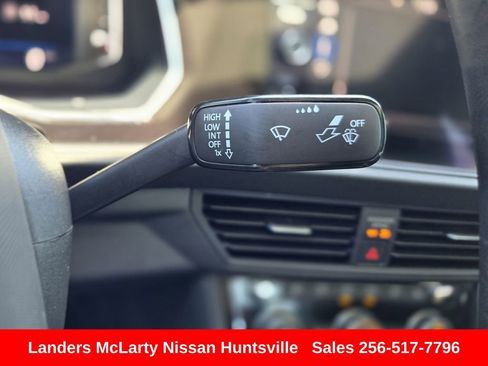 Used 2024 Volkswagen Jetta SEL FWD image 22