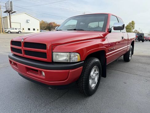 Used 1997 Dodge Ram 1500 Truck 2WD Club Cab image 60