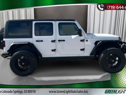 Used 2018 Jeep Wrangler Unlimited Sport S image 6