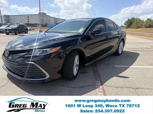 Used 2024 Toyota Camry LE FWD image 8