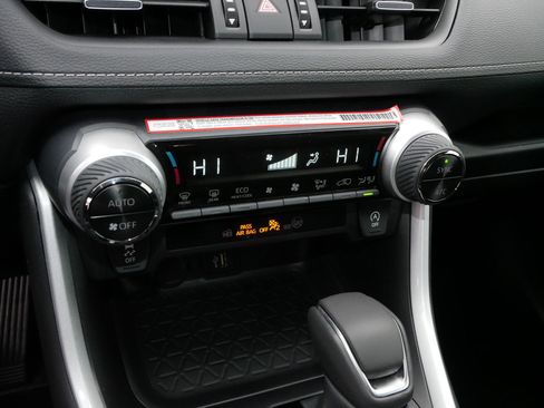 Certified 2025 Toyota RAV4 XLE Premium image 23