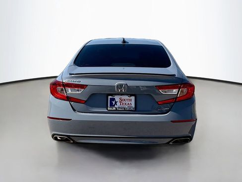 Used 2022 Honda Accord Sport image 6